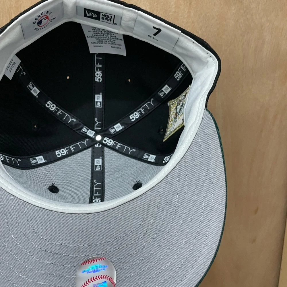 Oakland athletics Rickey Henderson field patch 59fifty size 7 brand new sold out - Picture 4 of 6